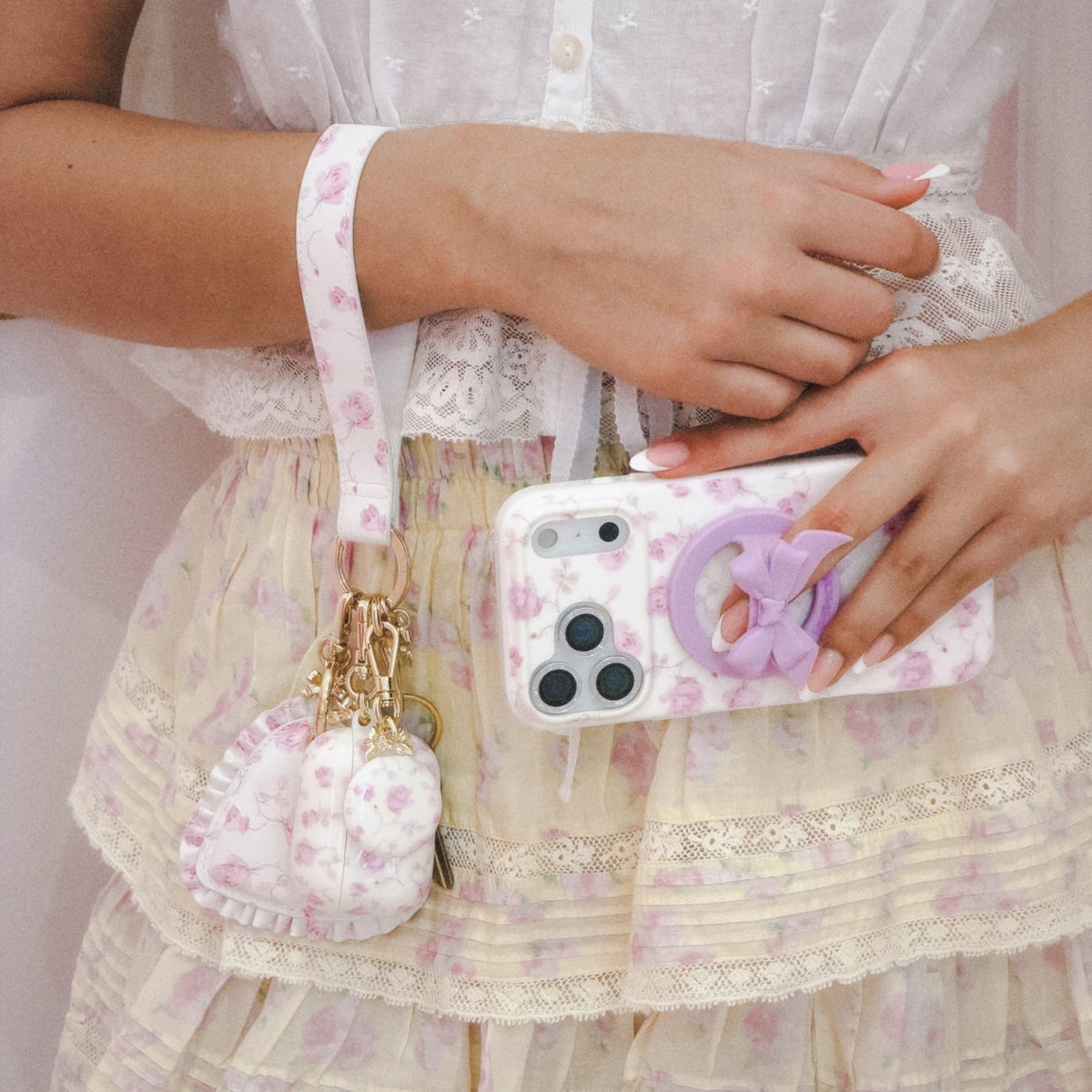 Case-Mate x LoveShackFancy Ribbon Rosa Flora MagSafe - iPhone 17e/16e/15/14/13